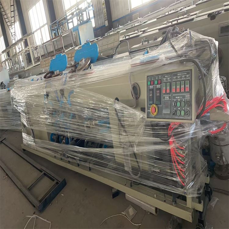 Used Pipe Three Layer Coextrusion Extruder Line